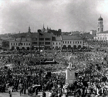        -  1923 